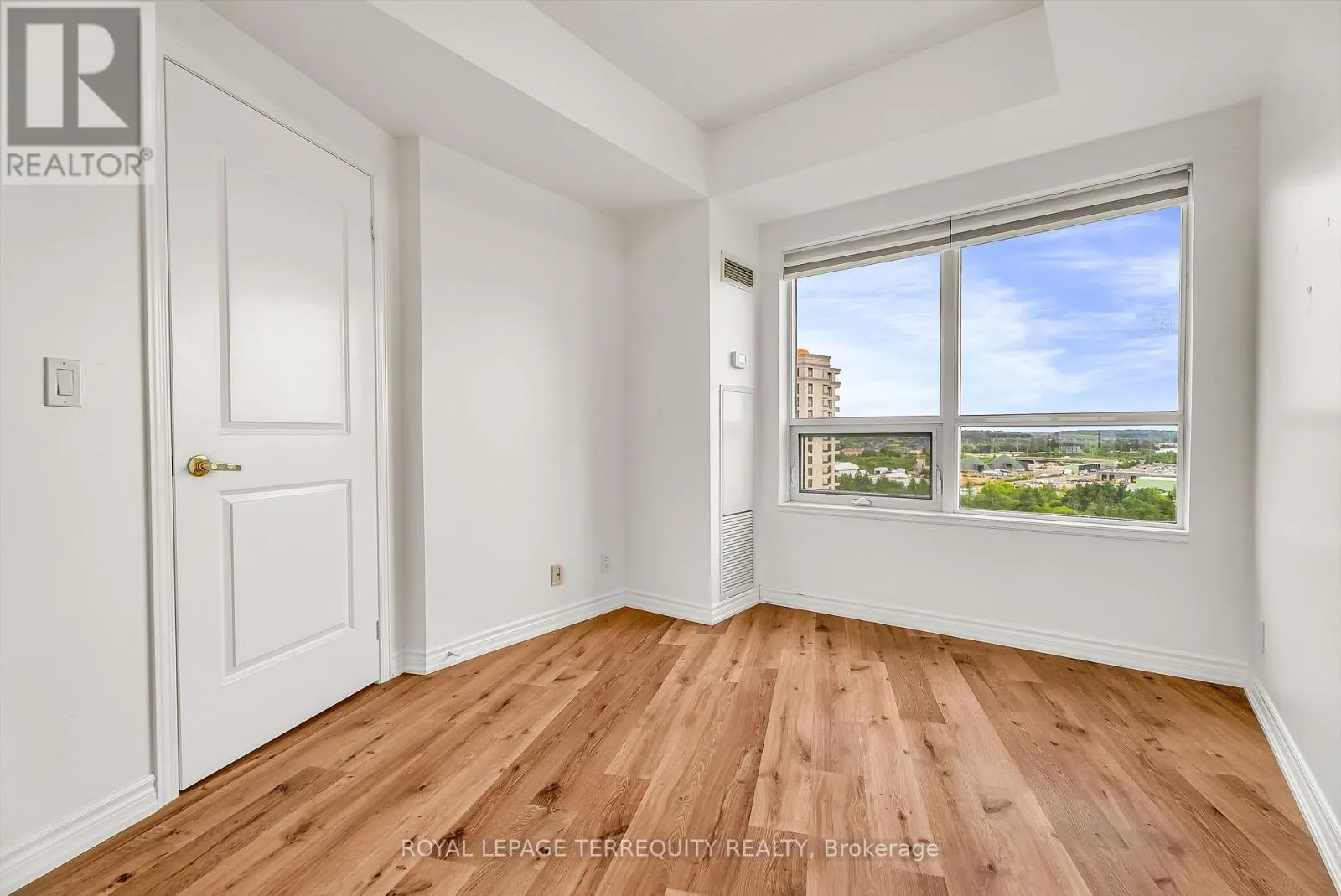 1409 - 9225 JANE STREET