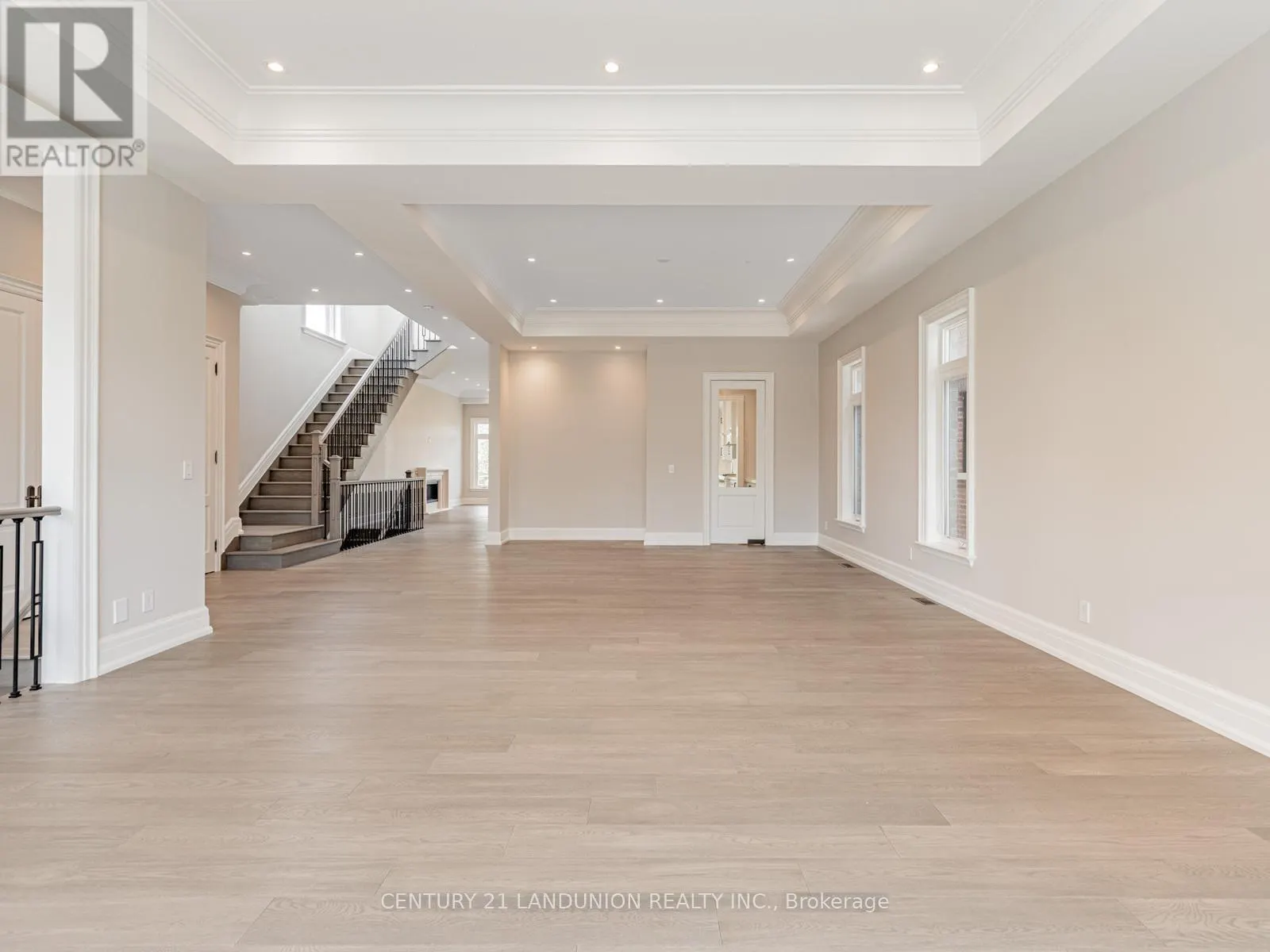 36A ELM GROVE AVENUE