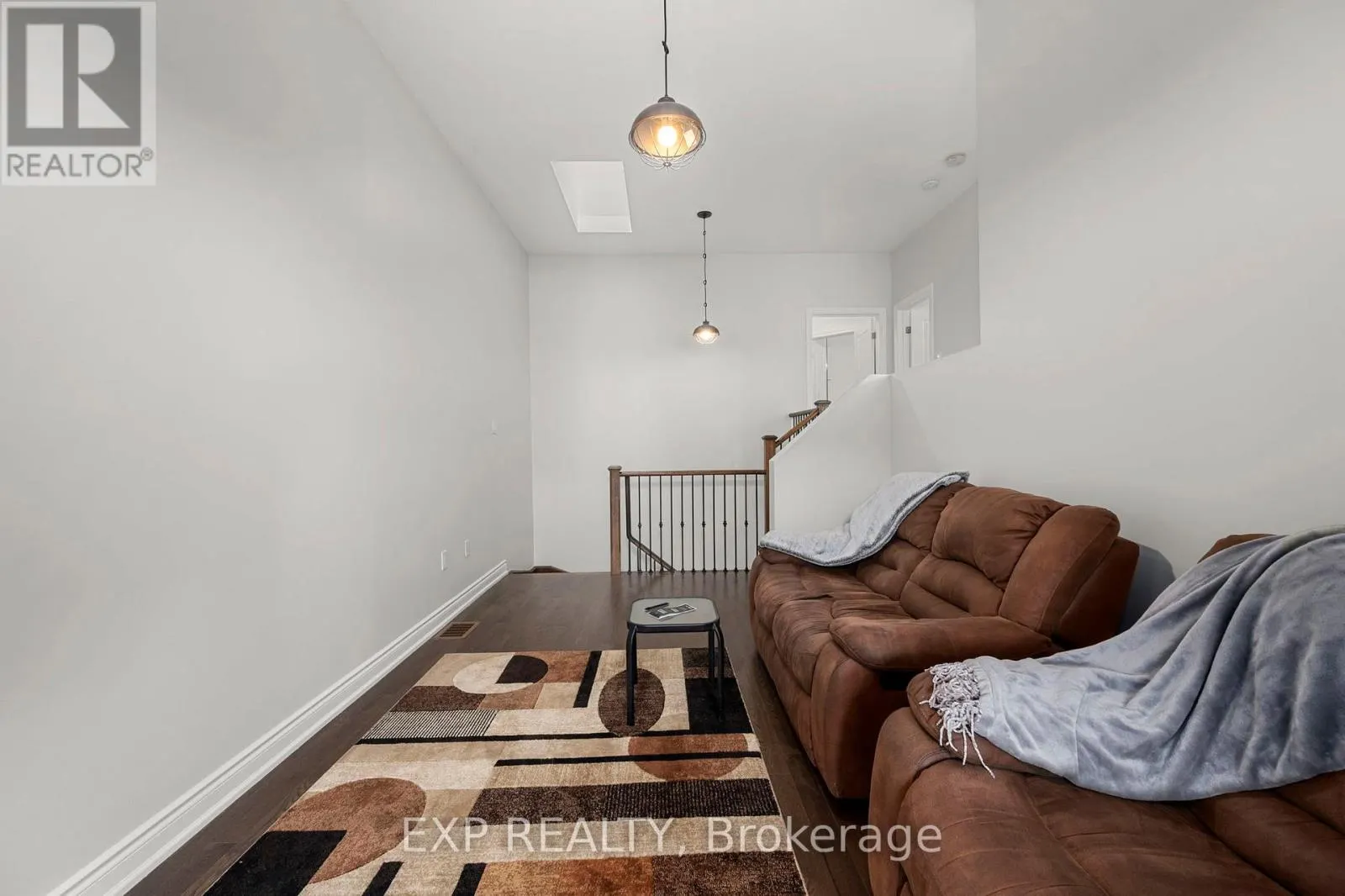 57 COURTING HOUSE PLACE