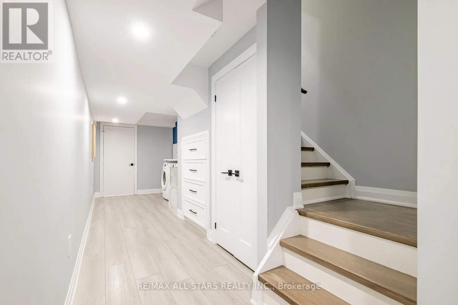 166 JAMES RATCLIFF AVENUE