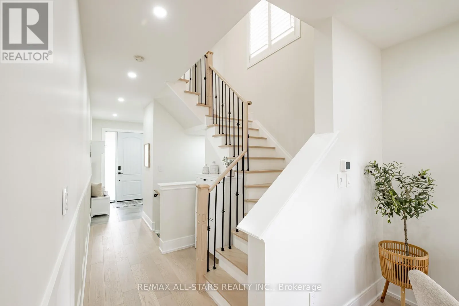 166 JAMES RATCLIFF AVENUE
