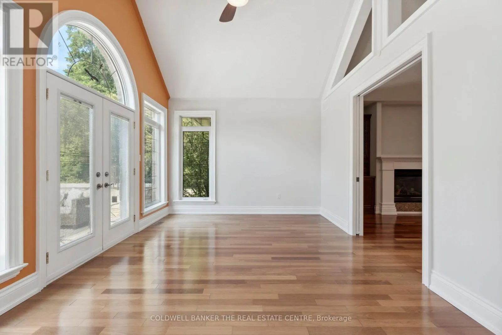 54 PINE POST ROAD