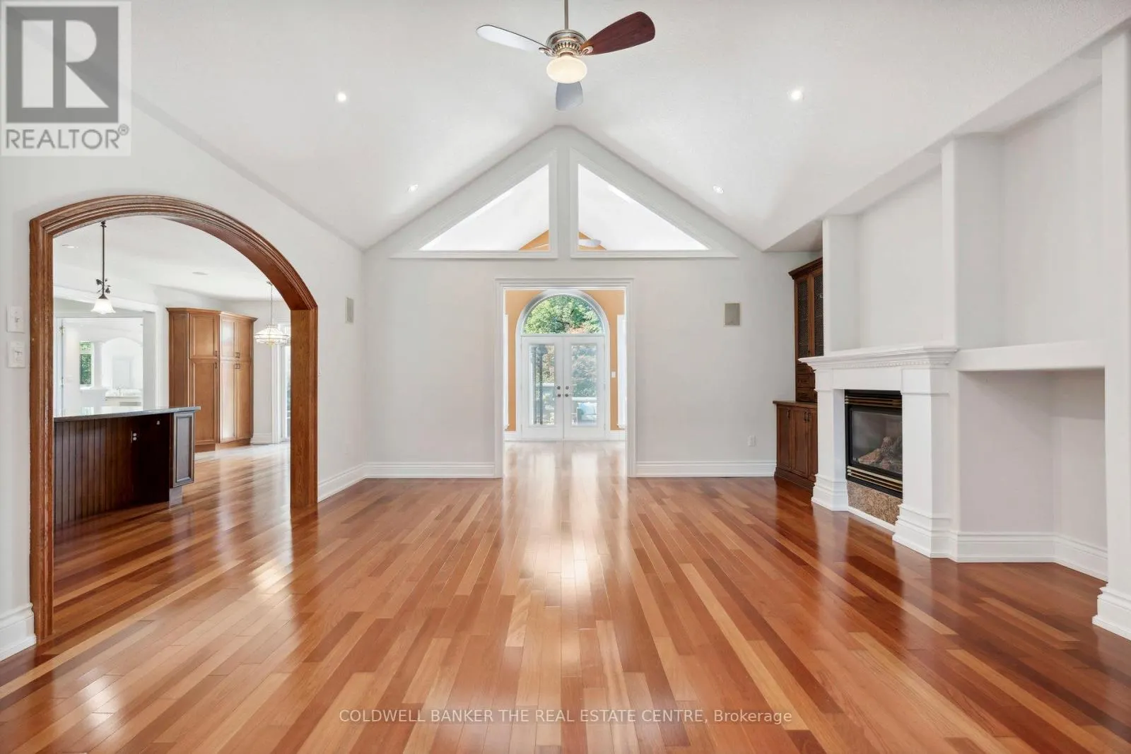 54 PINE POST ROAD
