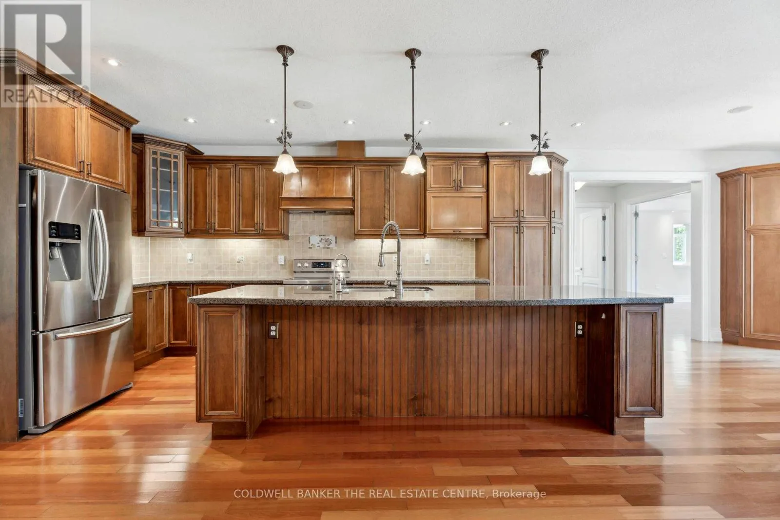 54 PINE POST ROAD