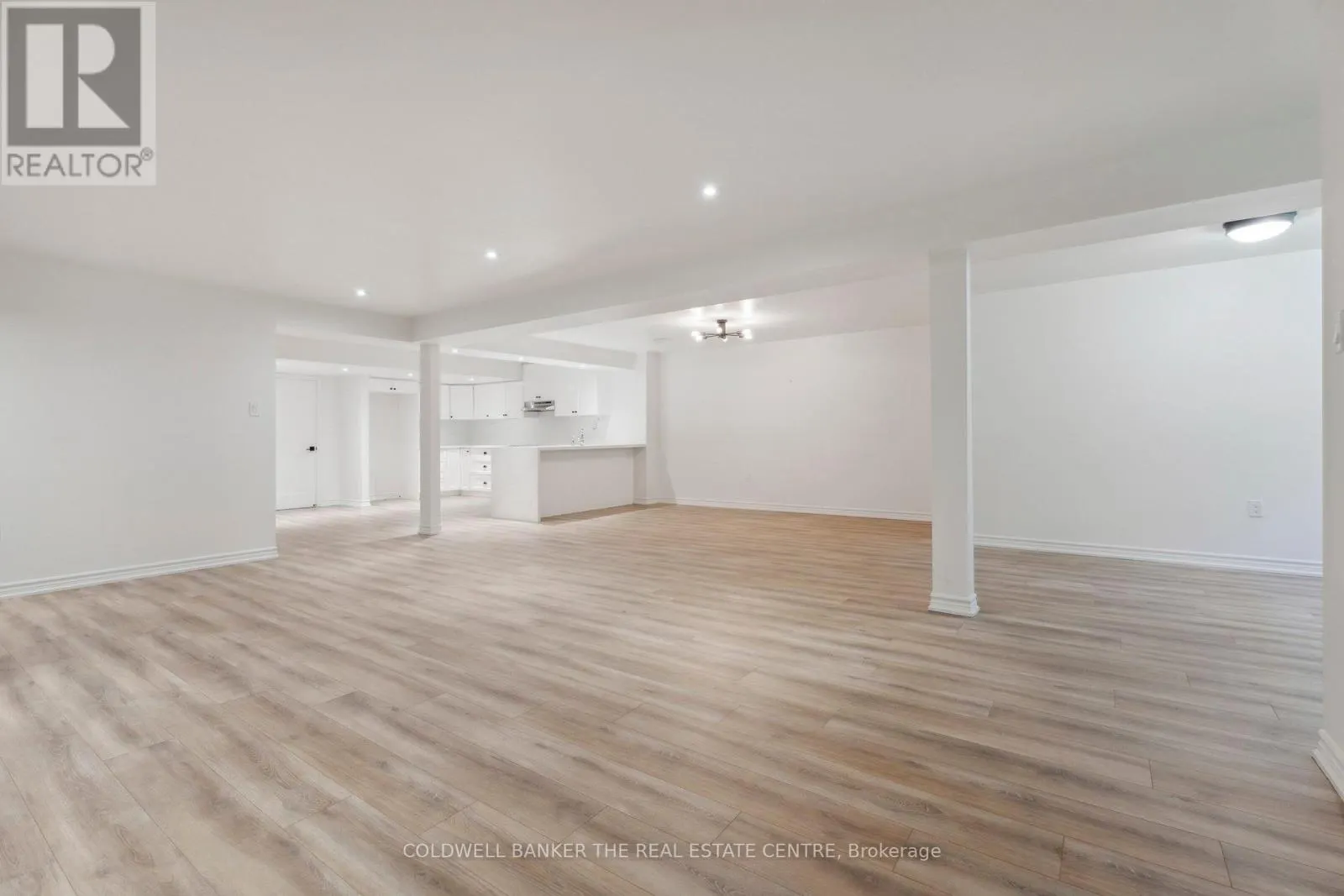 54 PINE POST ROAD
