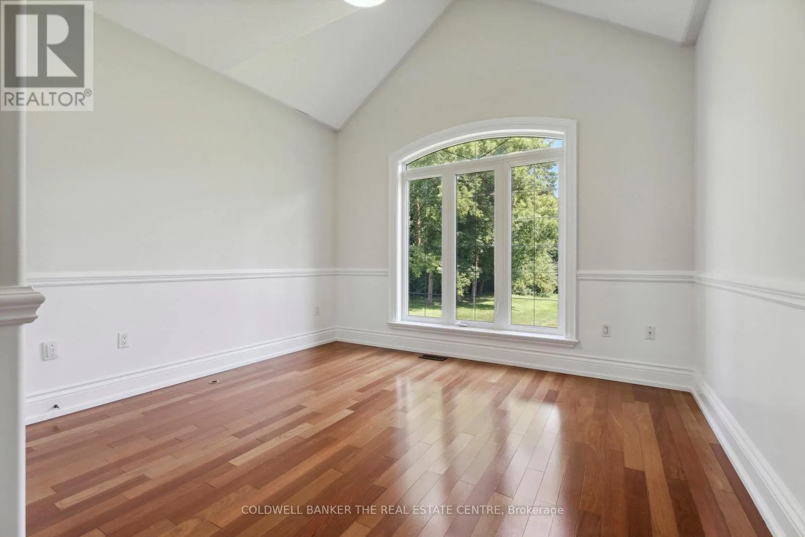 54 PINE POST ROAD