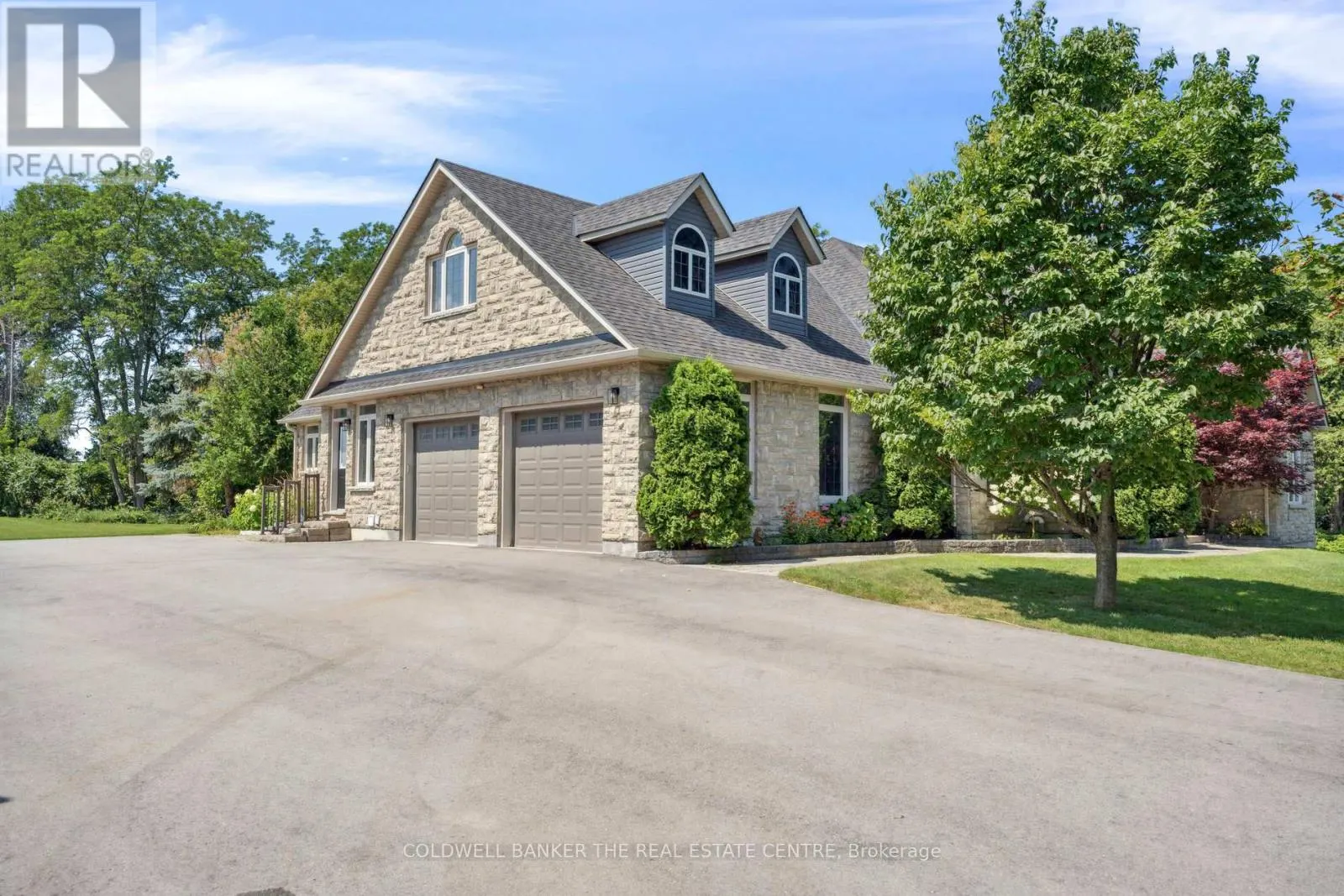 54 PINE POST ROAD