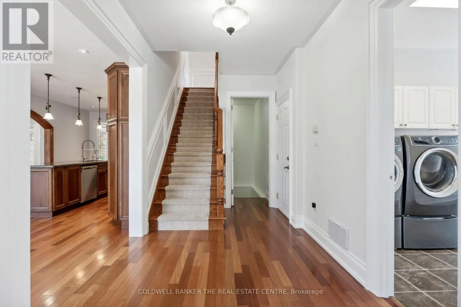 54 PINE POST ROAD
