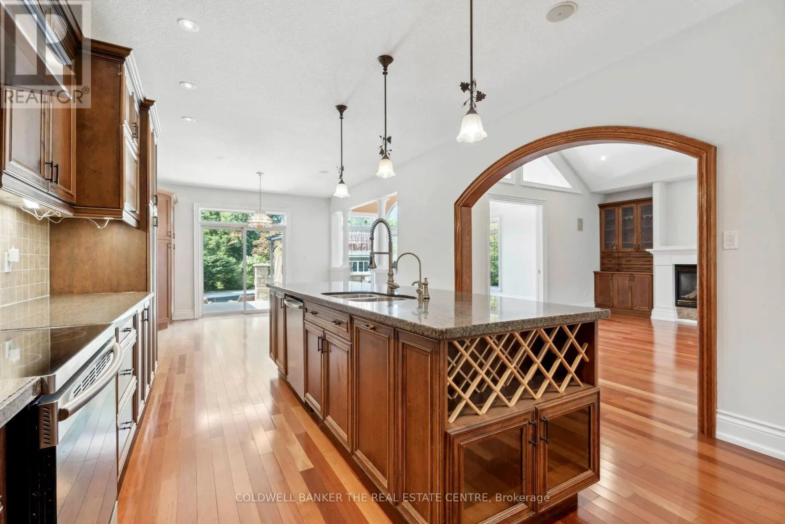 54 PINE POST ROAD