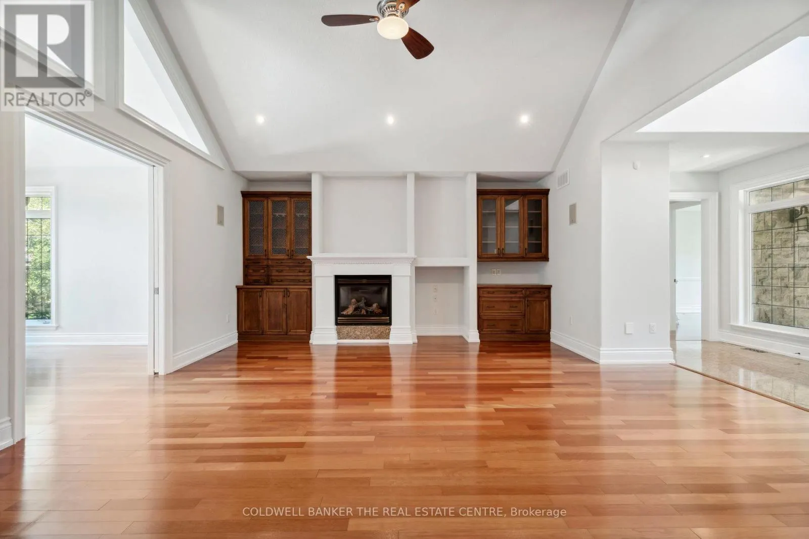 54 PINE POST ROAD