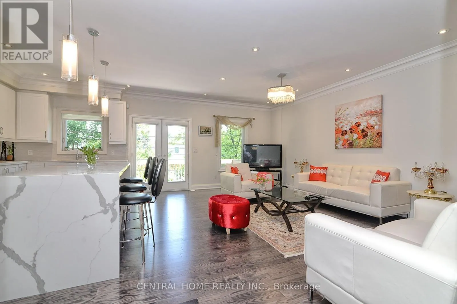 47 DIVON LANE
