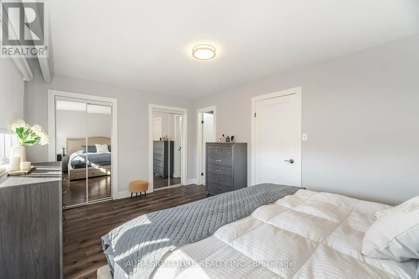 26 - 88 RAINBOW DRIVE