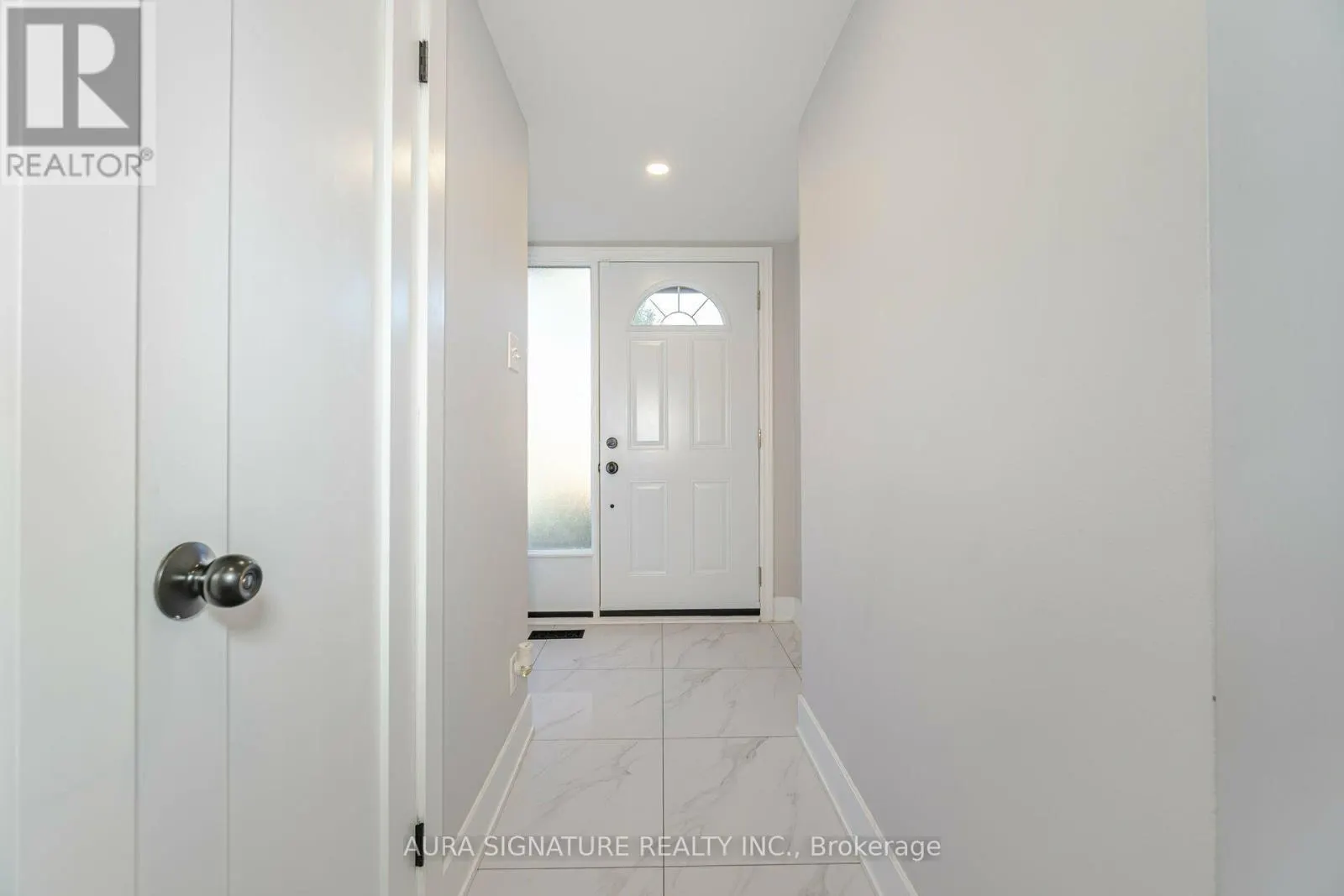 26 - 88 RAINBOW DRIVE