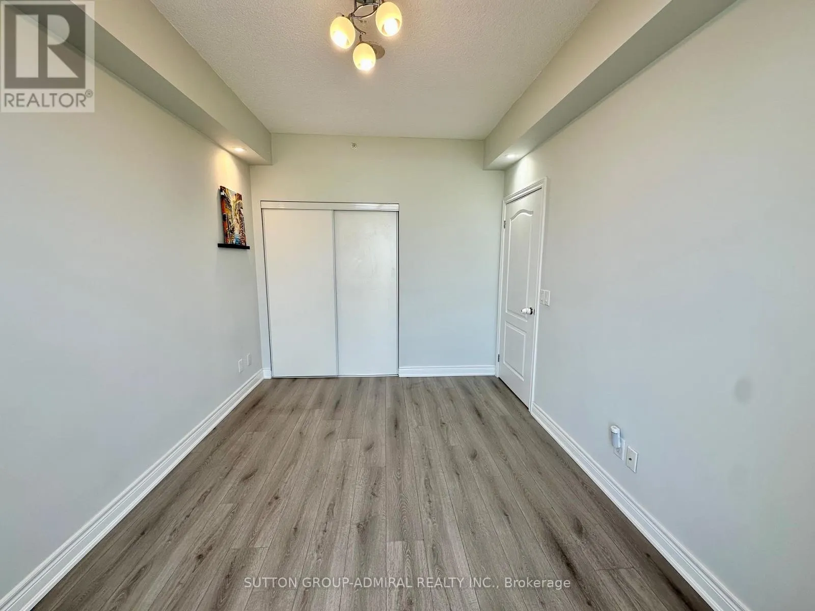 625 - 8323 KENNEDY ROAD