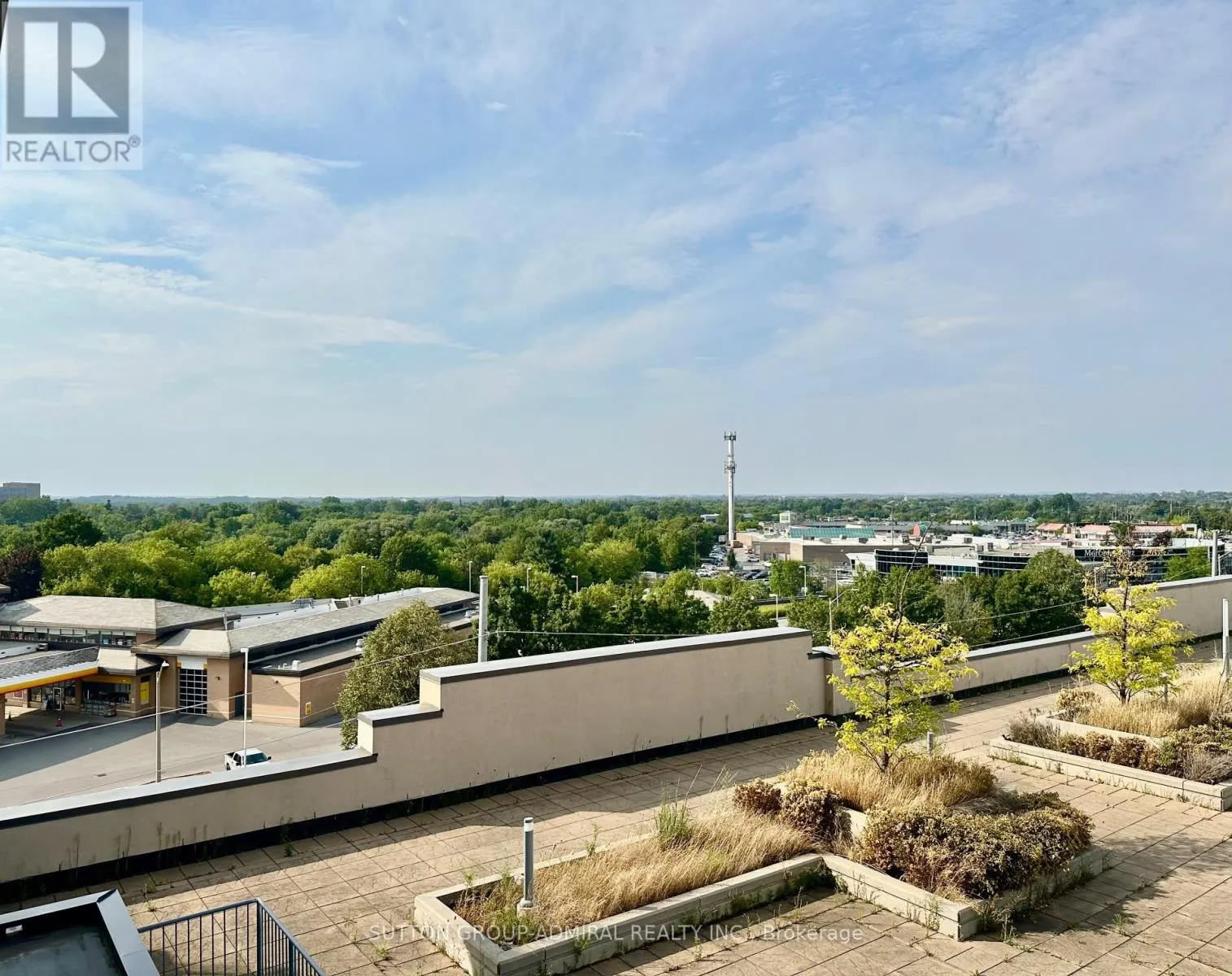 625 - 8323 KENNEDY ROAD