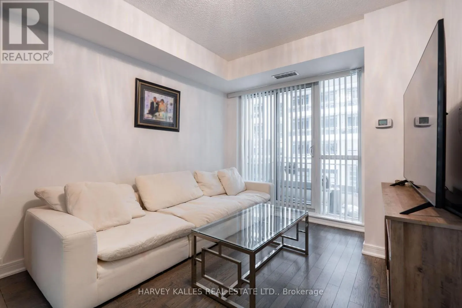 SE204 - 9199 YONGE STREET
