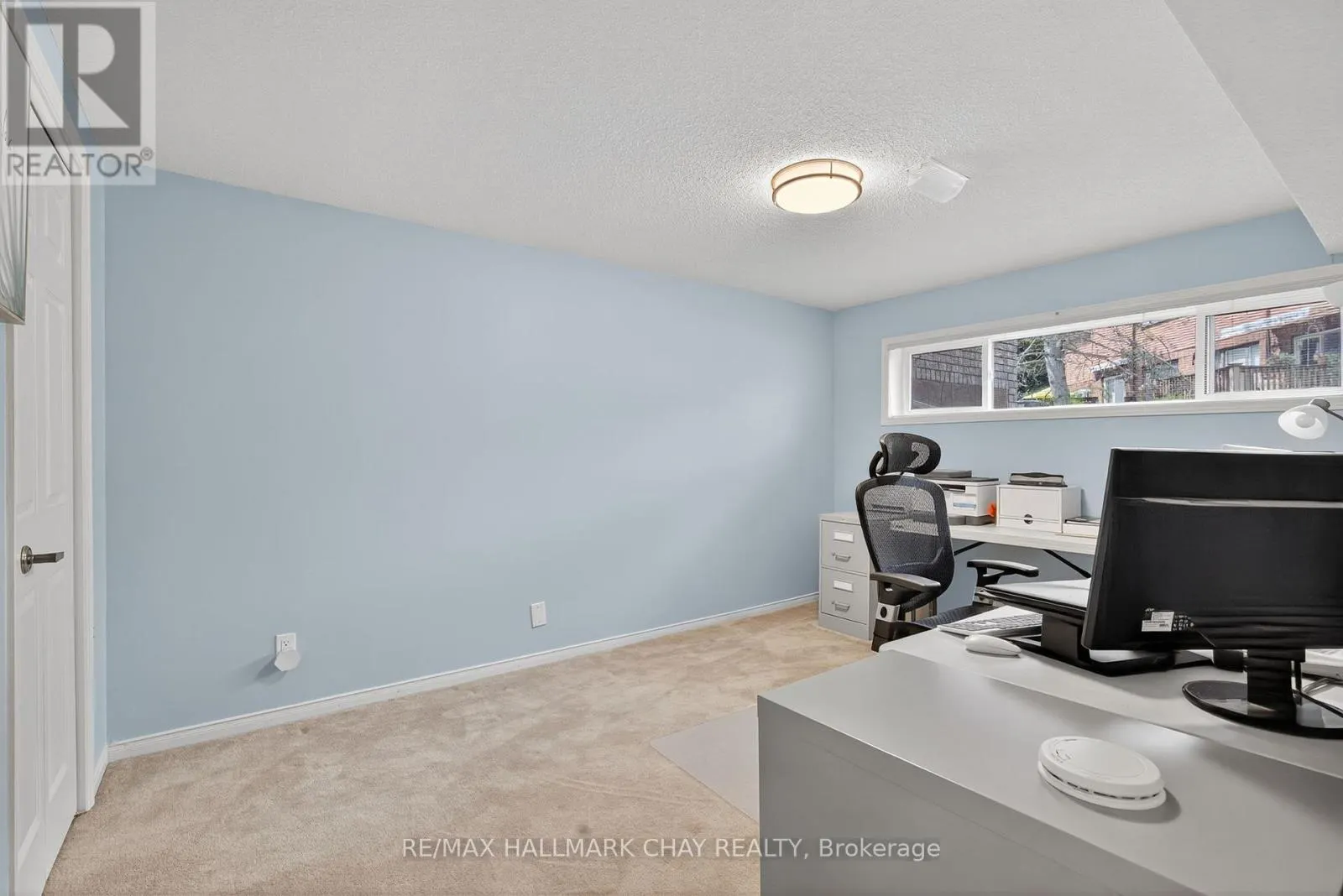 33 PARKETTE DRIVE
