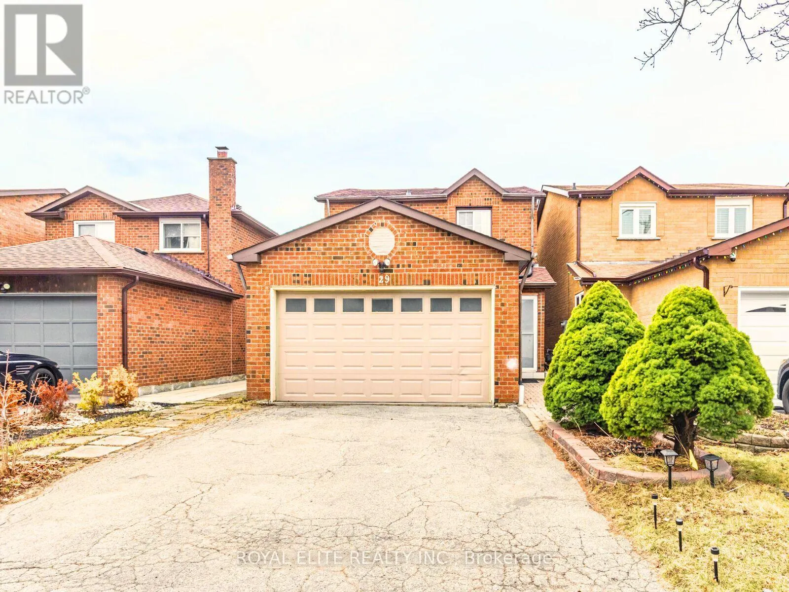 29 ASHMORE CRESCENT