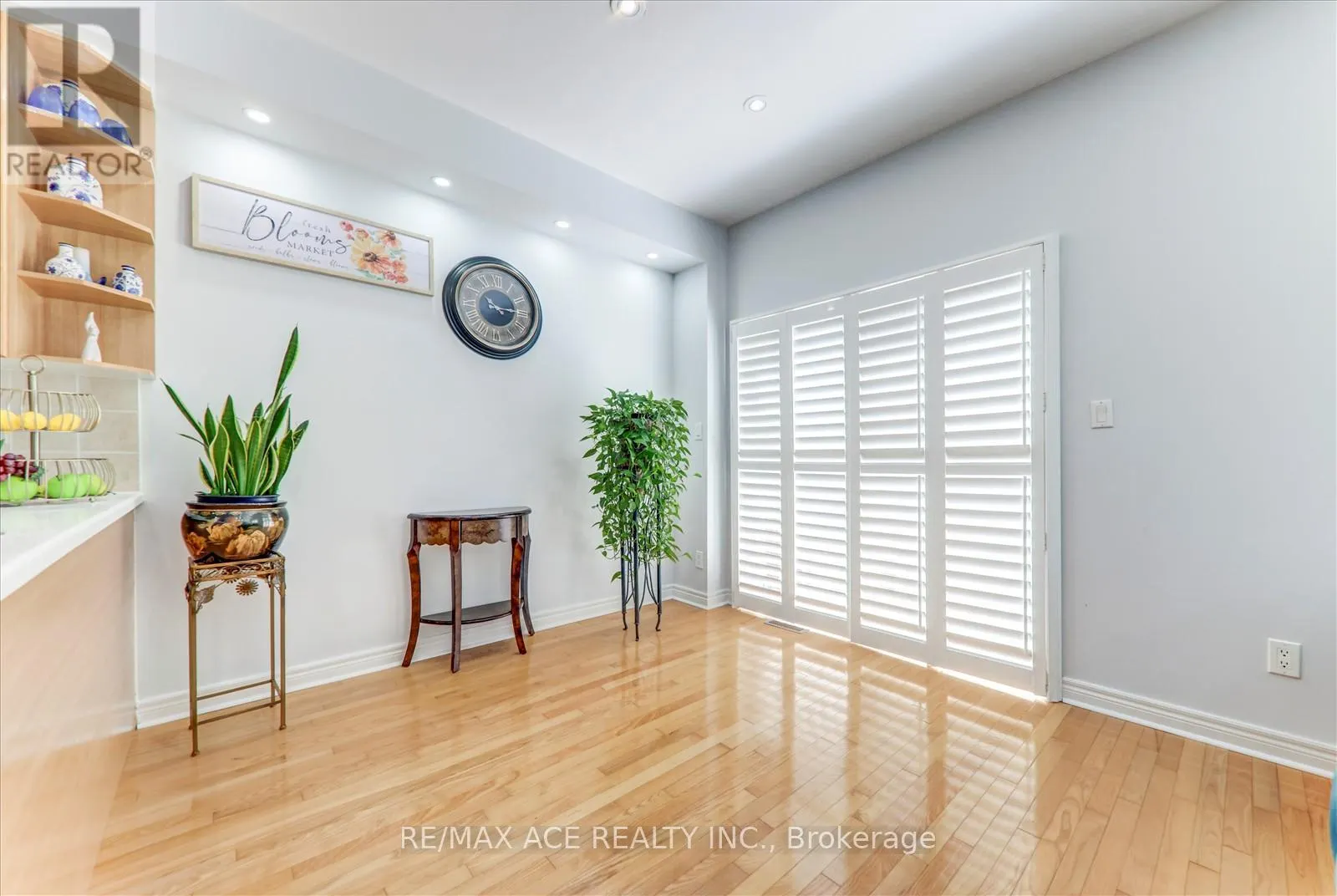 59 COZENS DRIVE