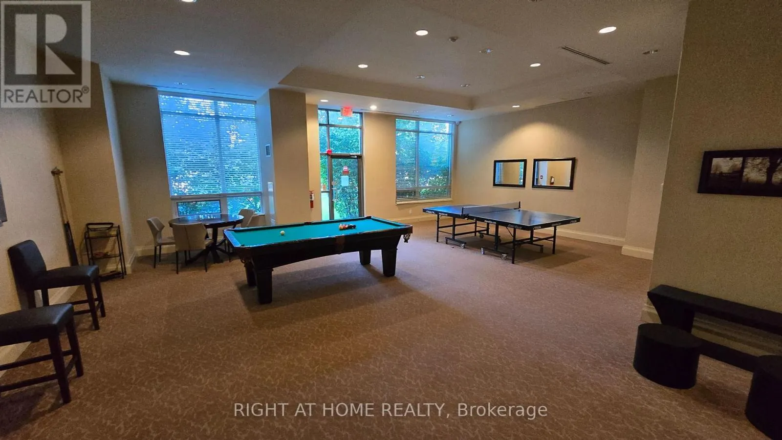 209 - 100 PROMENADE CIRCLE