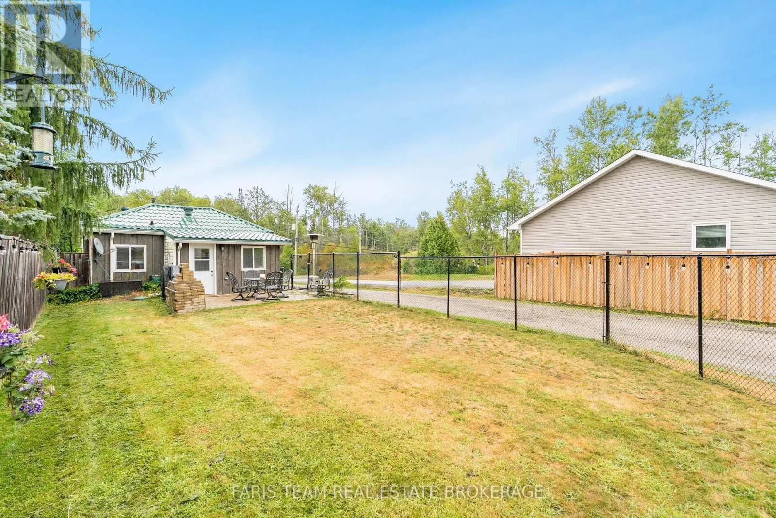 2594 25TH SIDE ROAD