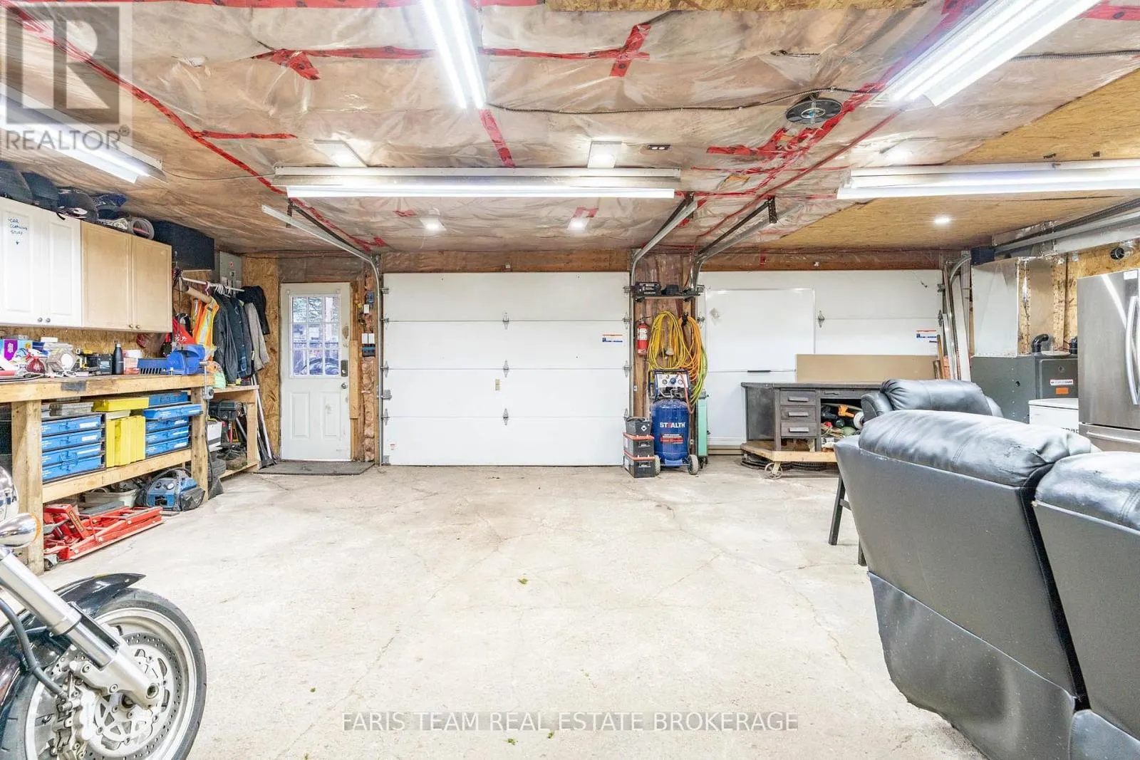 2594 25TH SIDE ROAD