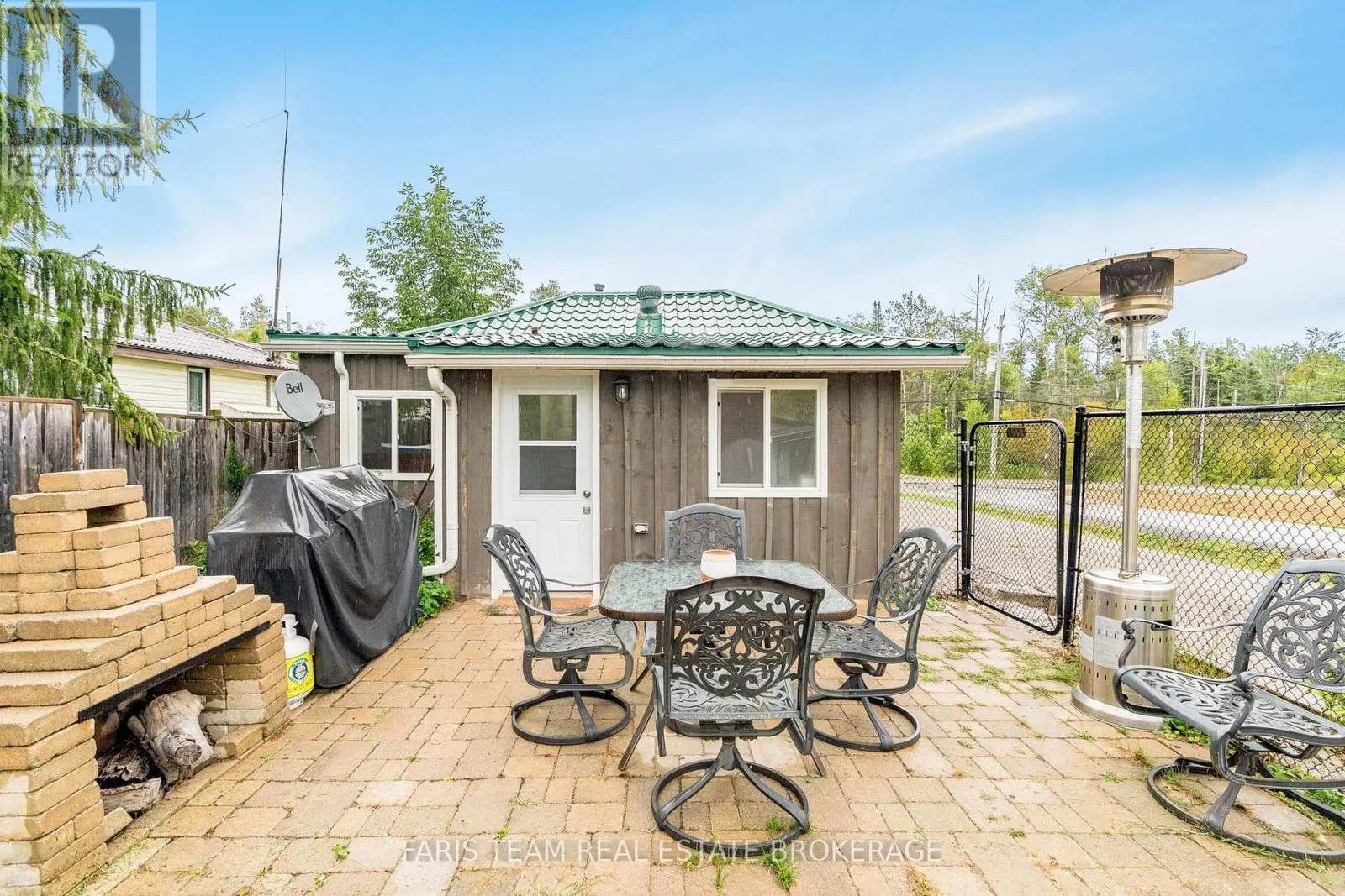 2594 25TH SIDE ROAD