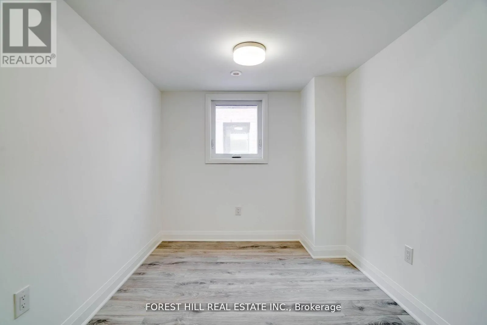 16 CHESLEY STREET