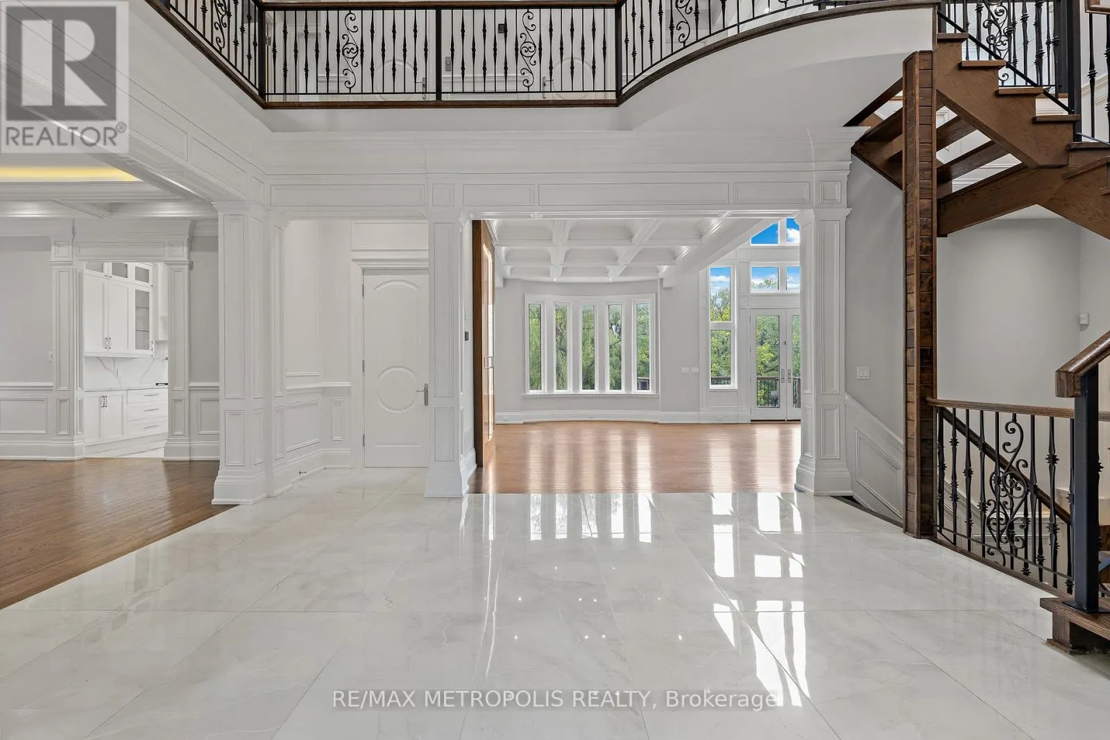 2 POPLAR DRIVE