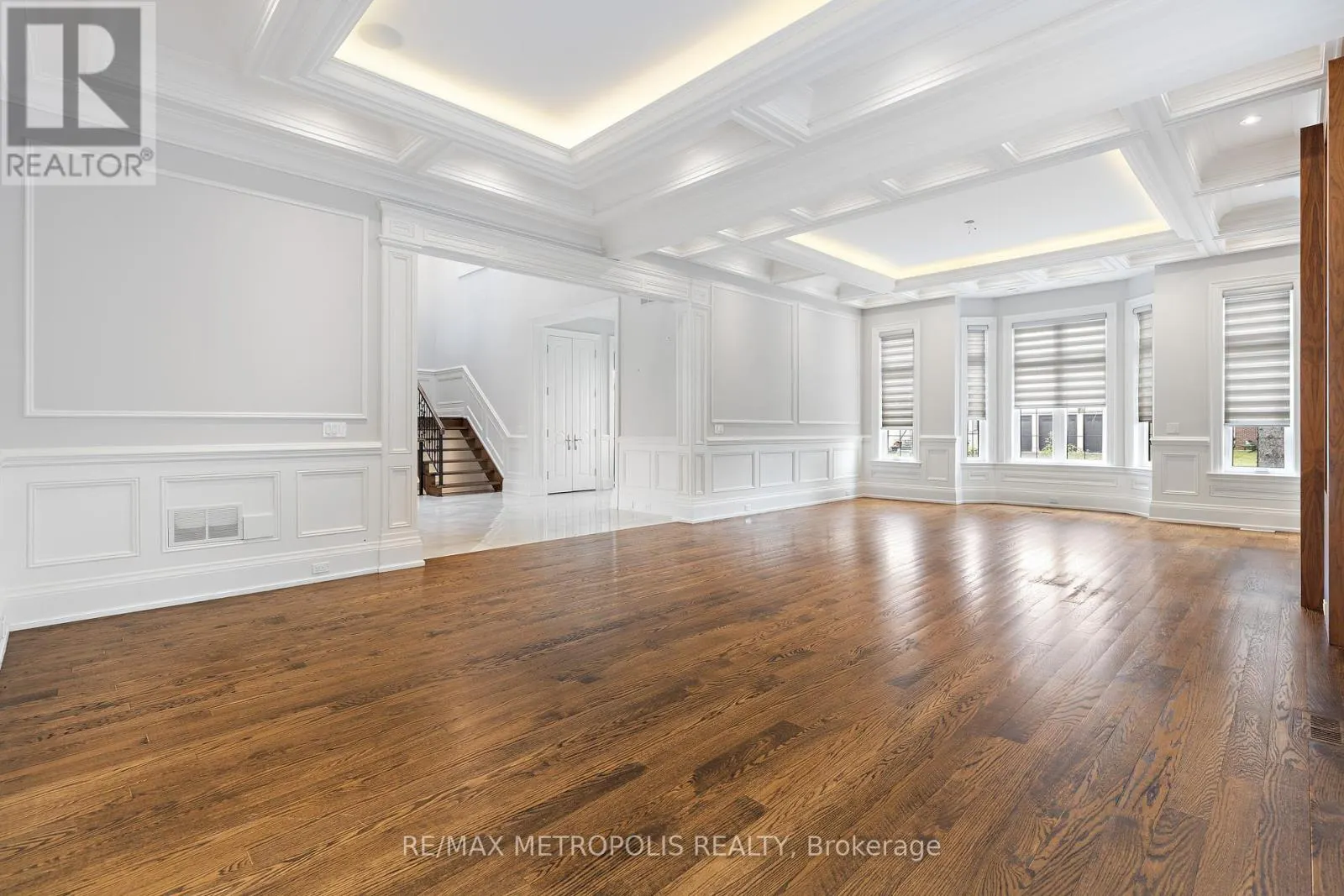 2 POPLAR DRIVE