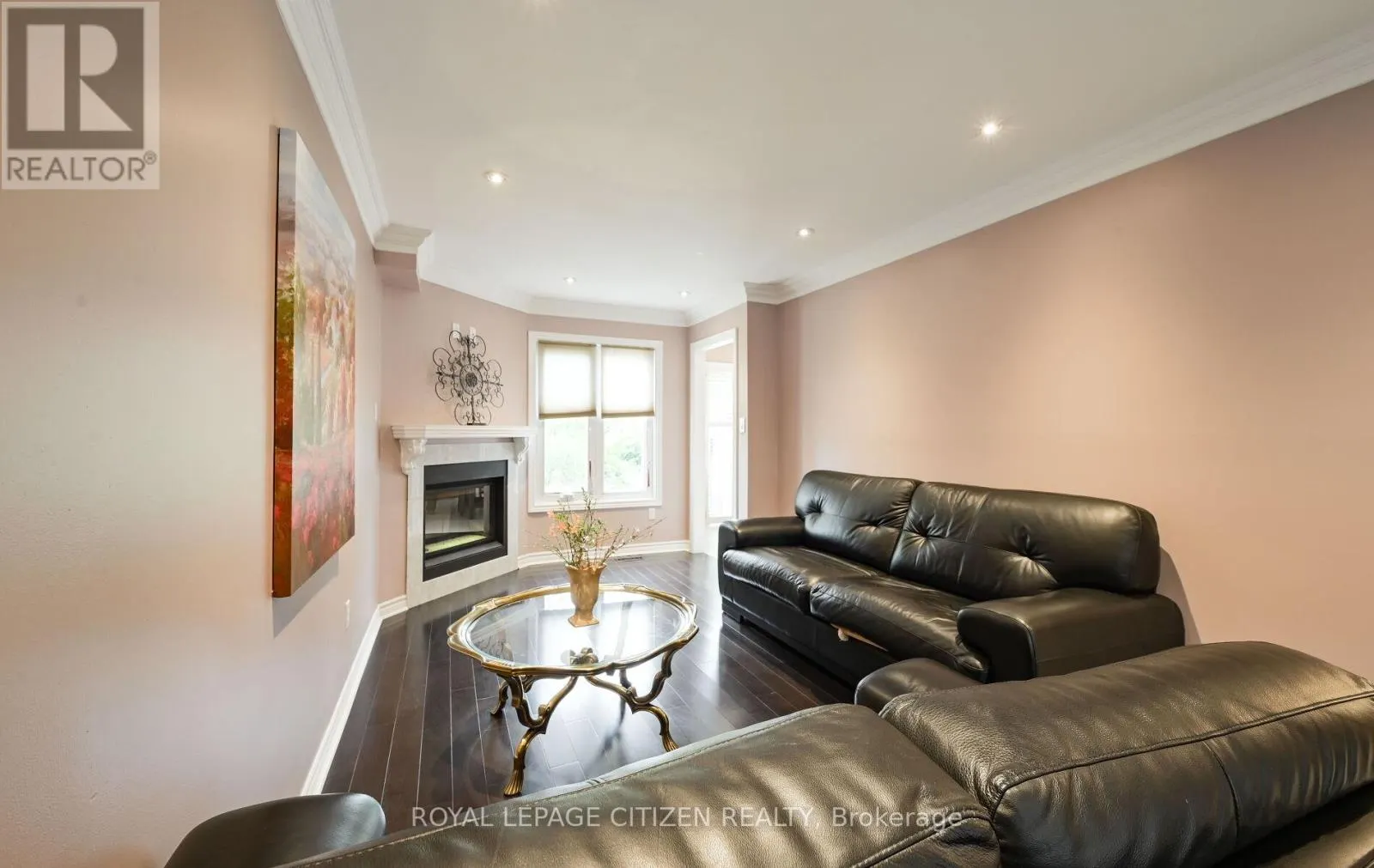 25 GRAMPIAN AVENUE