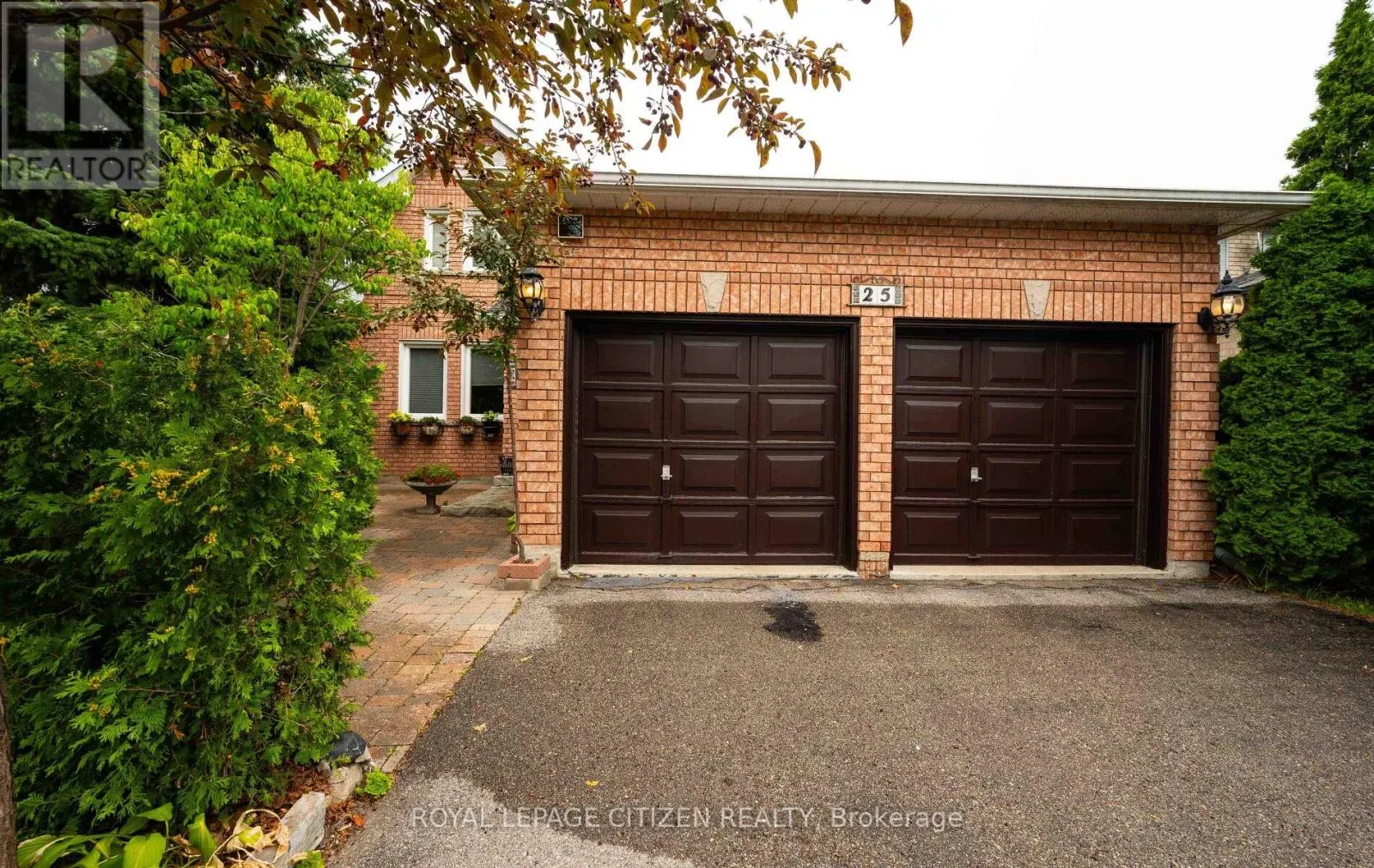 25 GRAMPIAN AVENUE