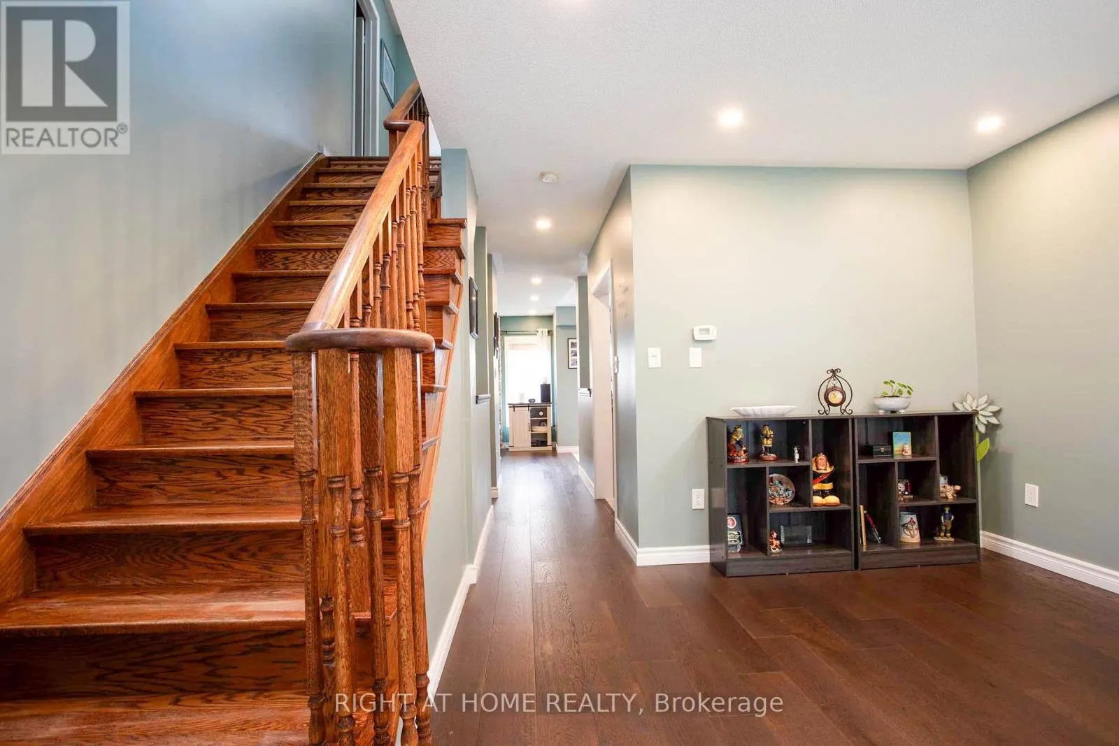 50 SUNRIDGE STREET