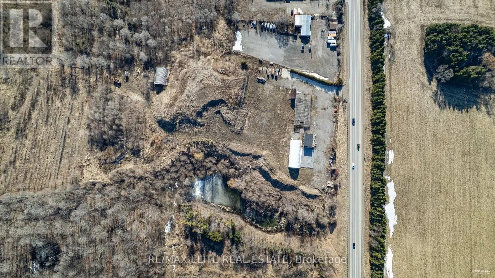 2737 BLOOMINGTON ROAD
