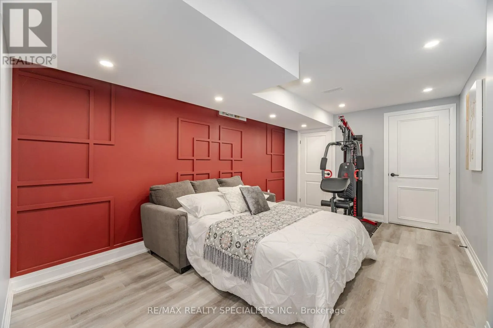 146 MORAINE DRIVE