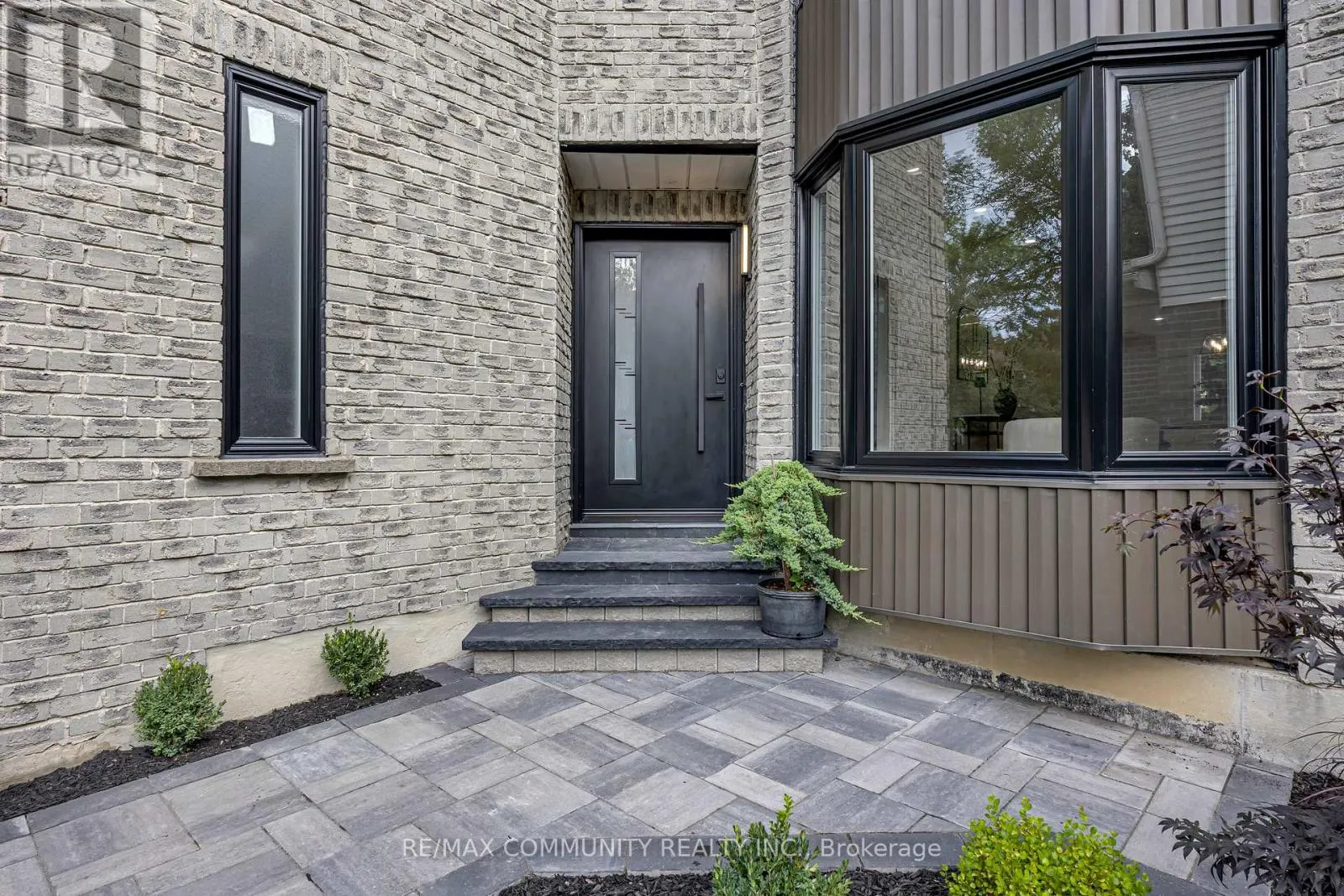 71 NIGHTSTAR DRIVE