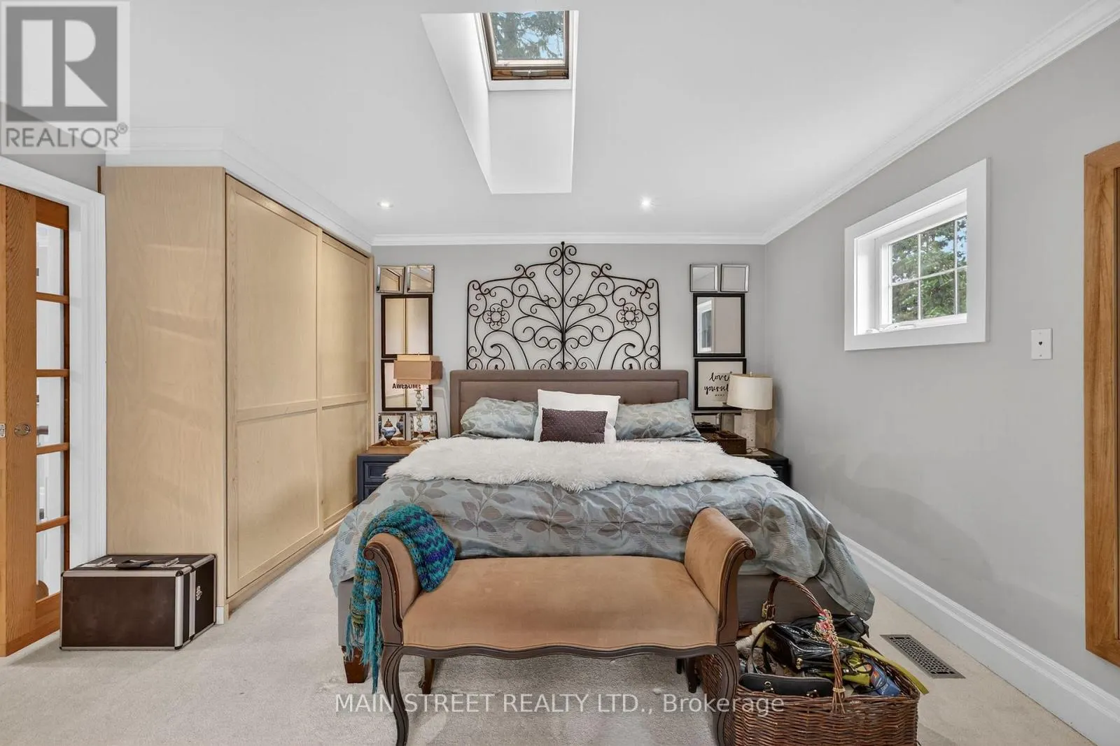 142 CEDAR BEACH ROAD
