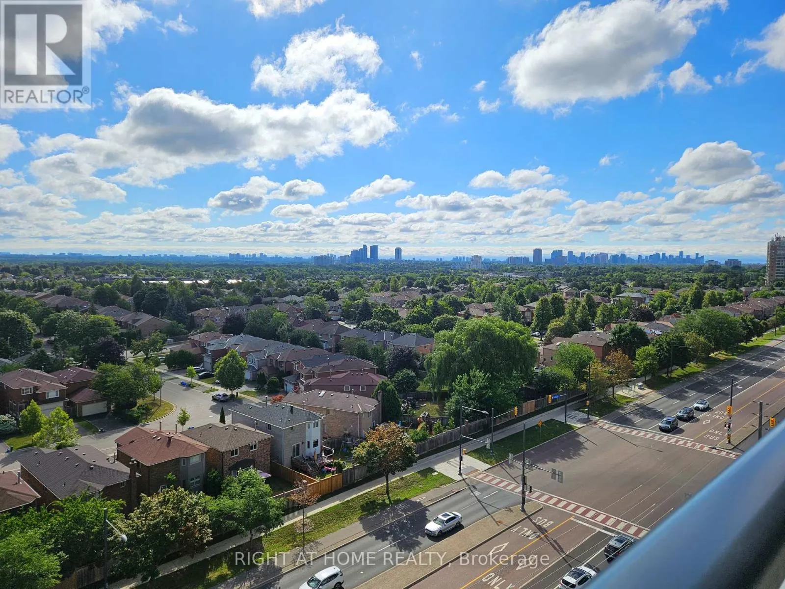 1008 - 7950 BATHURST STREET