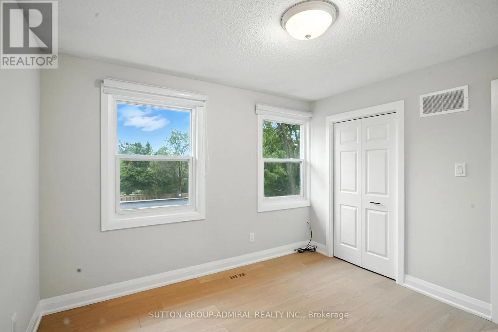 14 WILLOWBROOK ROAD