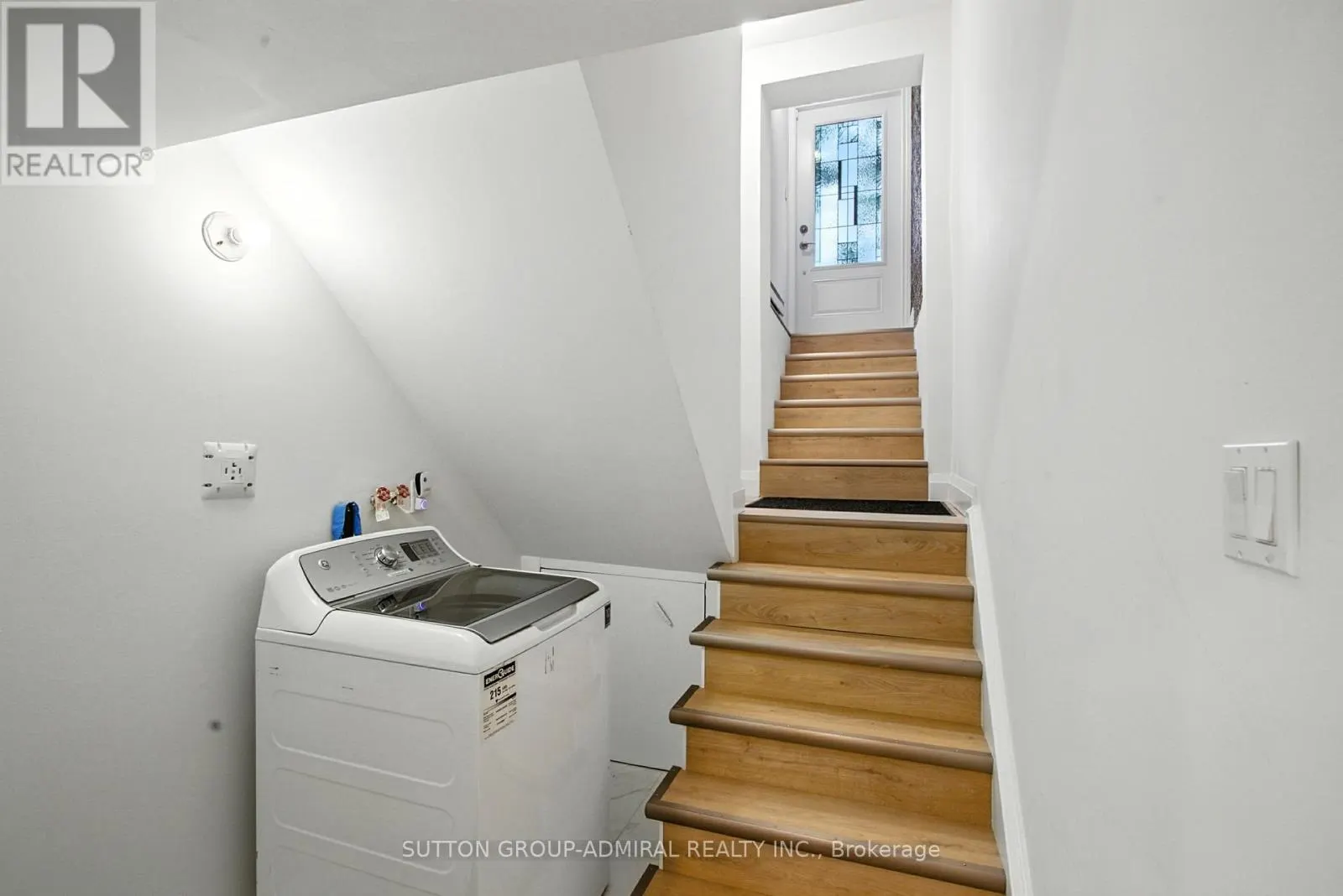 14 WILLOWBROOK ROAD