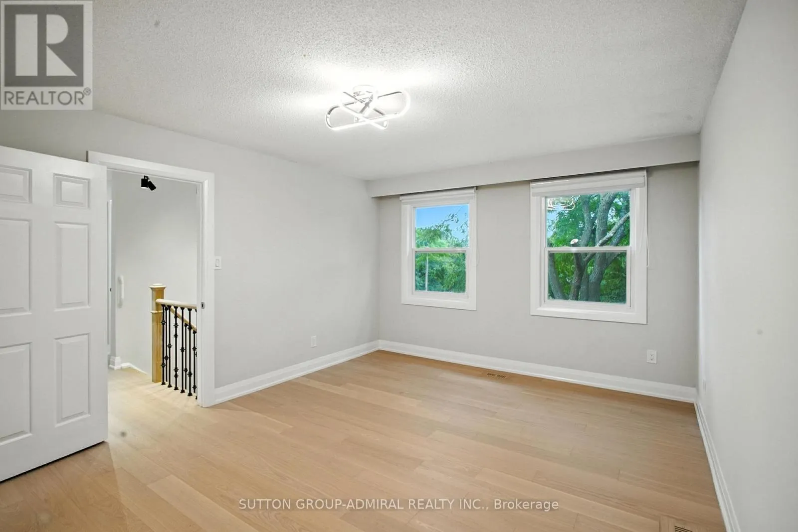 14 WILLOWBROOK ROAD