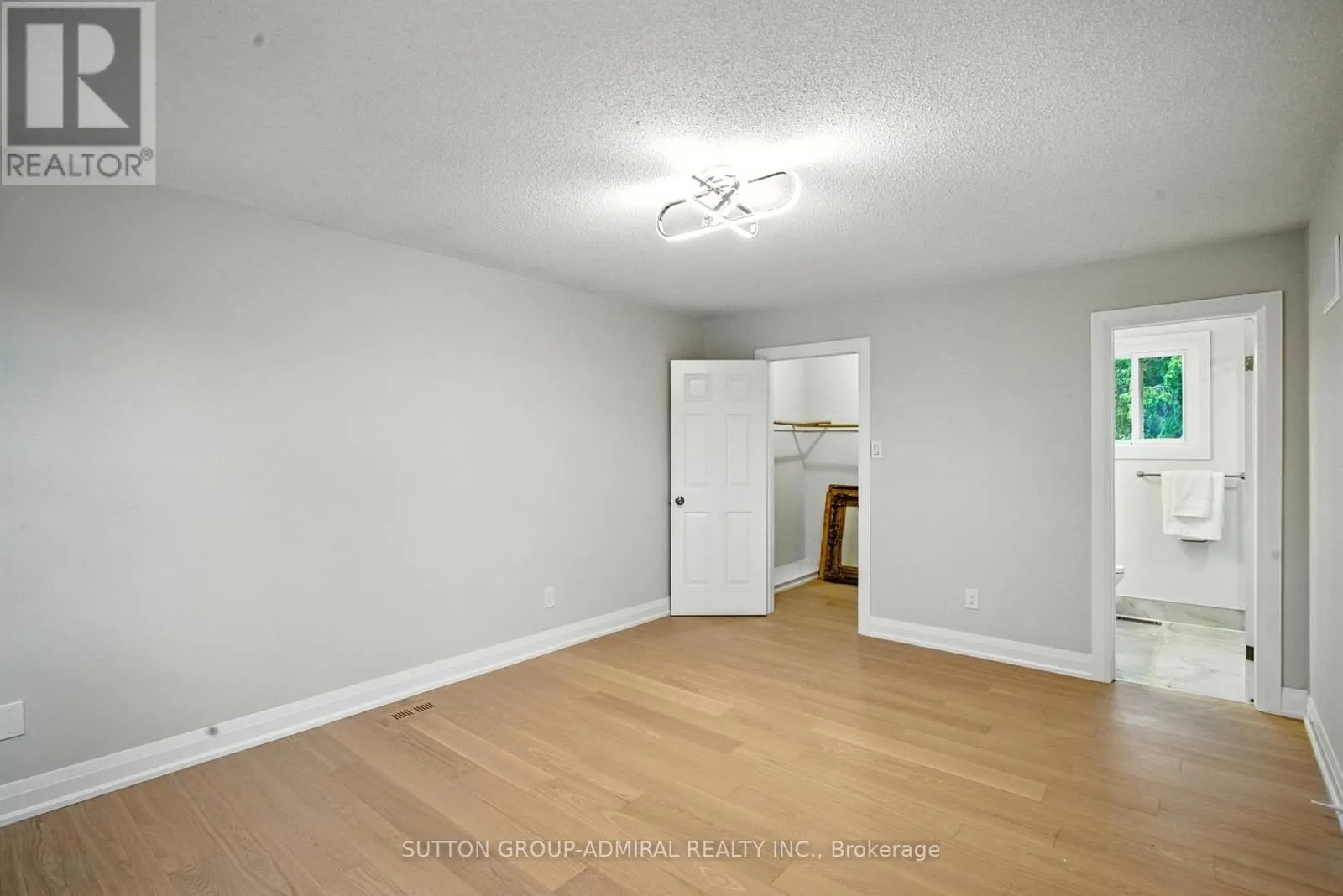 14 WILLOWBROOK ROAD