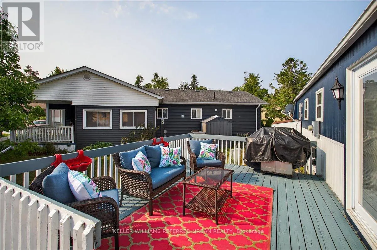 7 SUNSET DRIVE