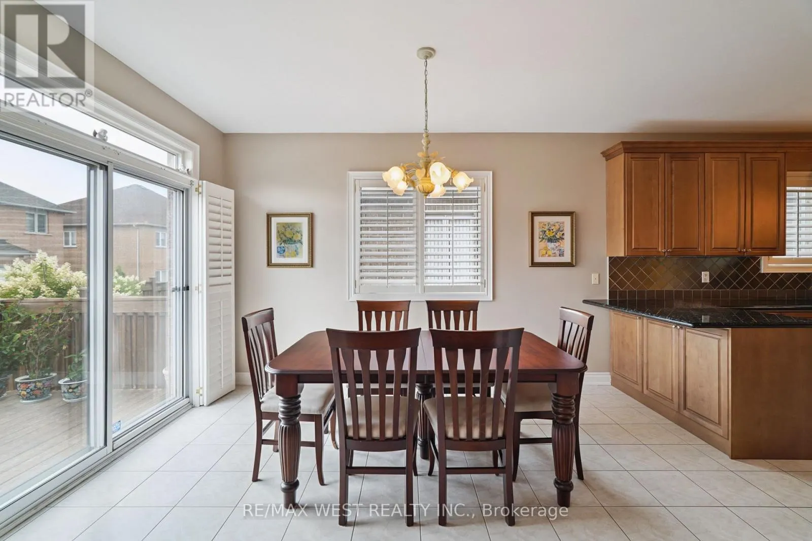 133 CUPOLA CRESCENT
