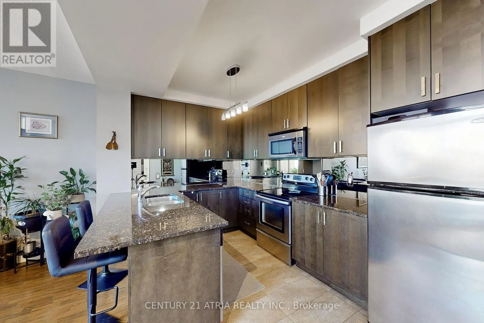 1609 - 9235 JANE STREET