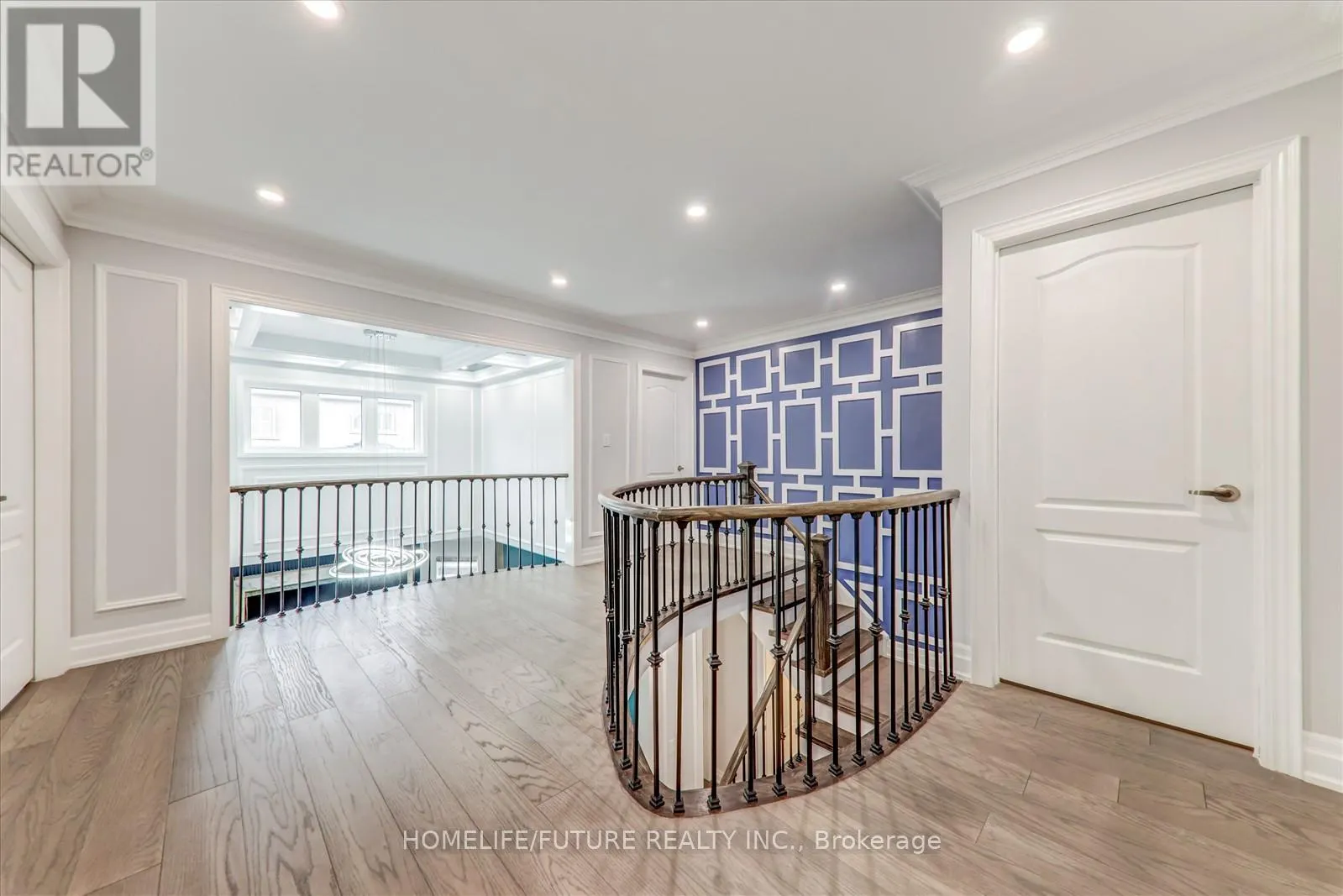 25 DONHAVEN ROAD