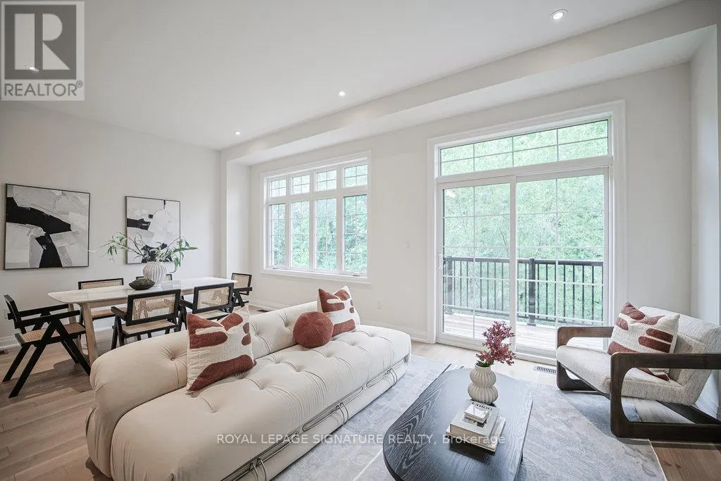 80 WEST VILLAGE LANE