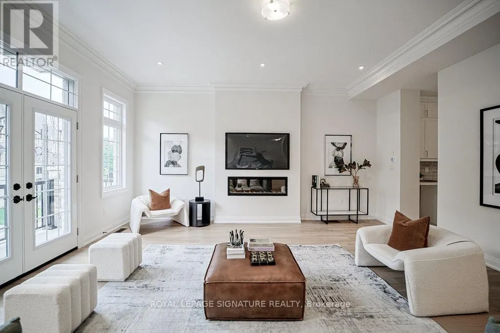 80 WEST VILLAGE LANE