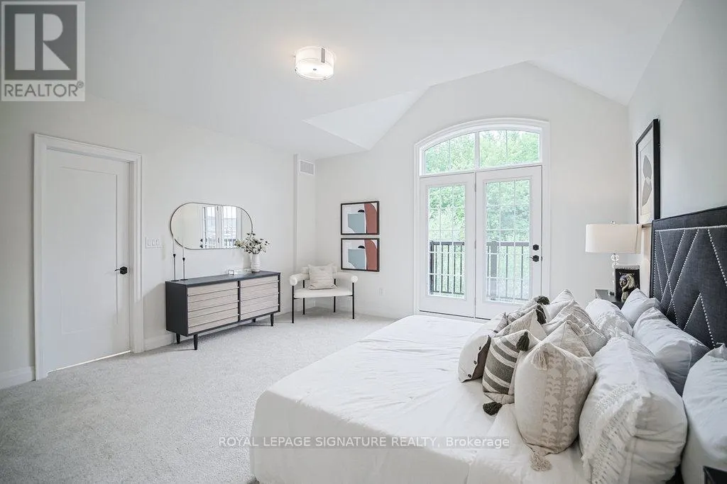 80 WEST VILLAGE LANE