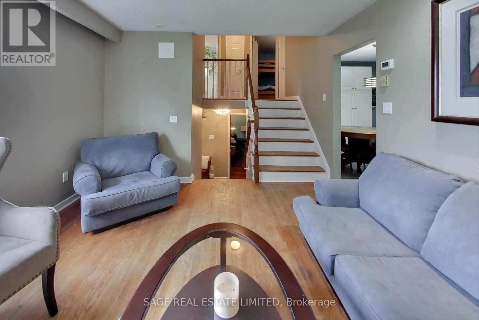6 DUNSINANE DRIVE